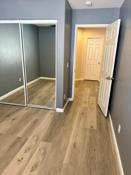 Building Photo - 12875 Cobblestone Ln