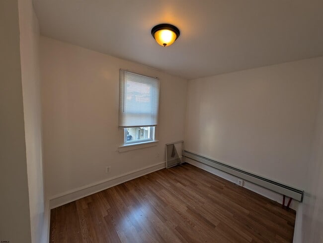 Building Photo - 2019 Grant Ave