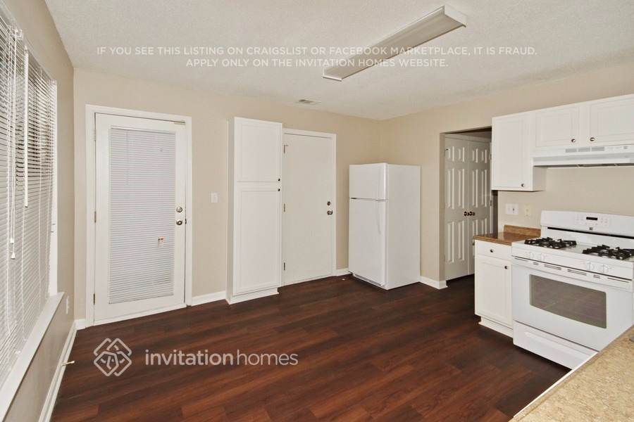 Building Photo - 4350 Reserve Hill Crossing
