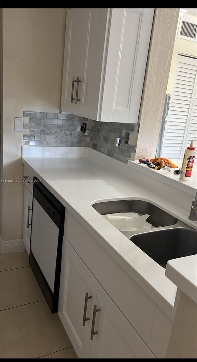 Building Photo - 15241 SW 80th St