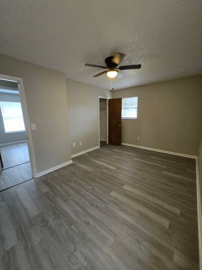 Building Photo - 3/1.5 - Keystone Heights