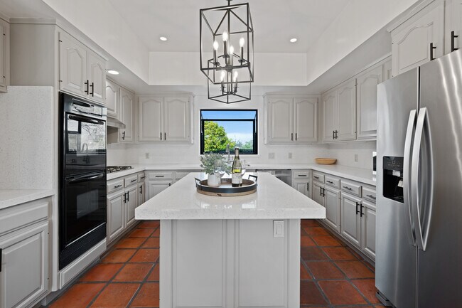 Building Photo - 3434 Woolsey Rd