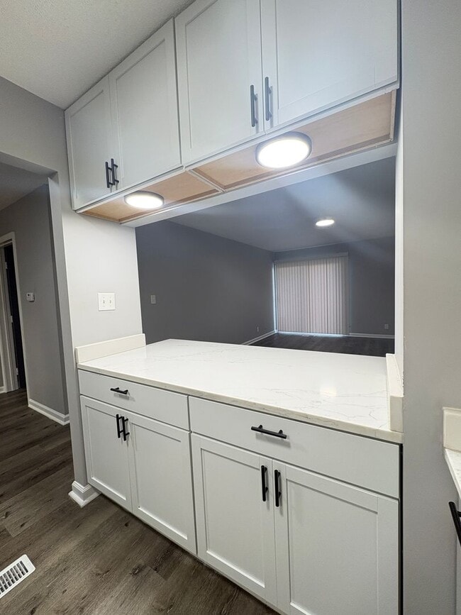 Building Photo - Discover Your Perfect Home at Bellagio North Living I in Indianapolis