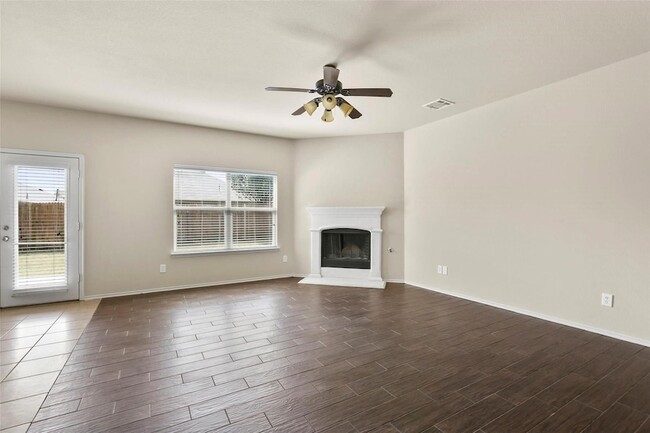 Building Photo - 9617 Tipperary Dr
