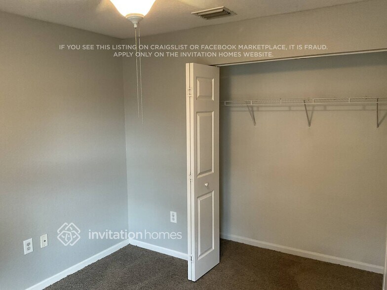 Building Photo - 10406 Pearwood Pl