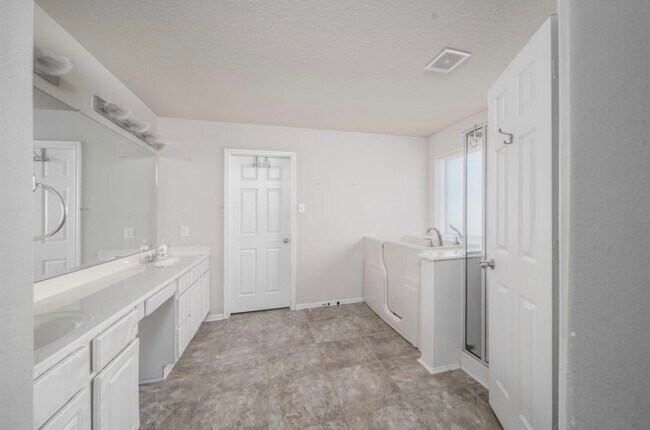 Building Photo - 4226 Texian Forest Trail