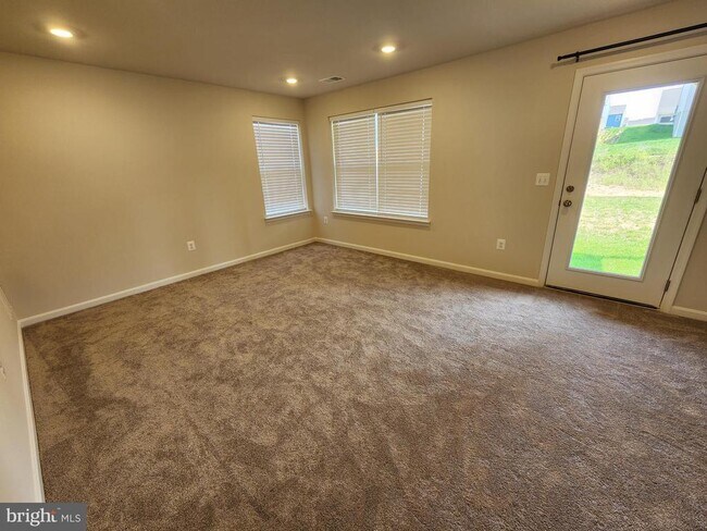 Building Photo - 152 Telluride Wy