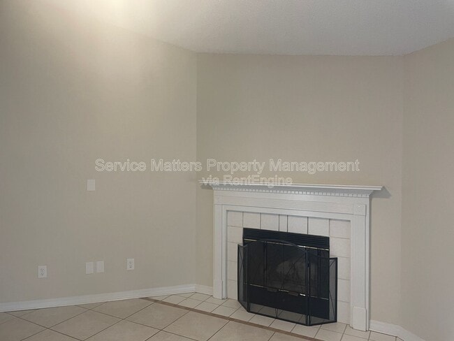 Building Photo - 5728 Dove Dr