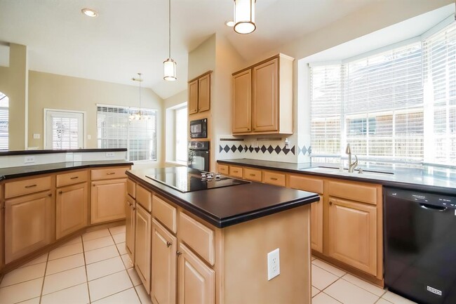Building Photo - 4022 N Dawn Cypress Ct