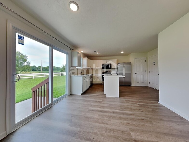 Building Photo - 817 Prescot Cir