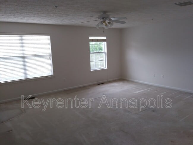 Building Photo - 40 Ironstone Ct