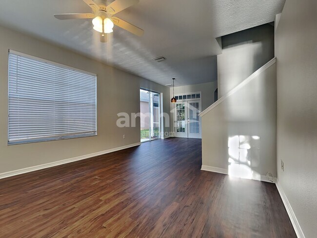 Building Photo - 9103 Crystal Commons Way