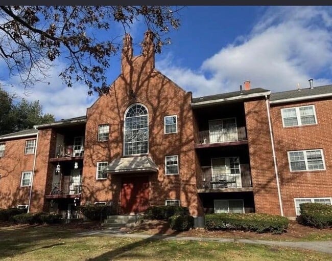 Building Photo - 9 Louisburg Square
