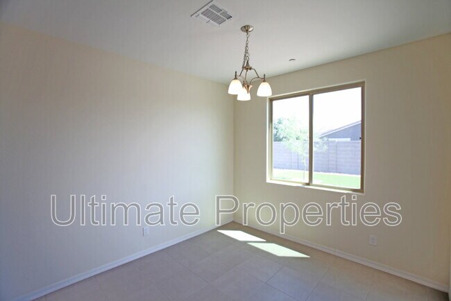Building Photo - 13251 W Dale Ln