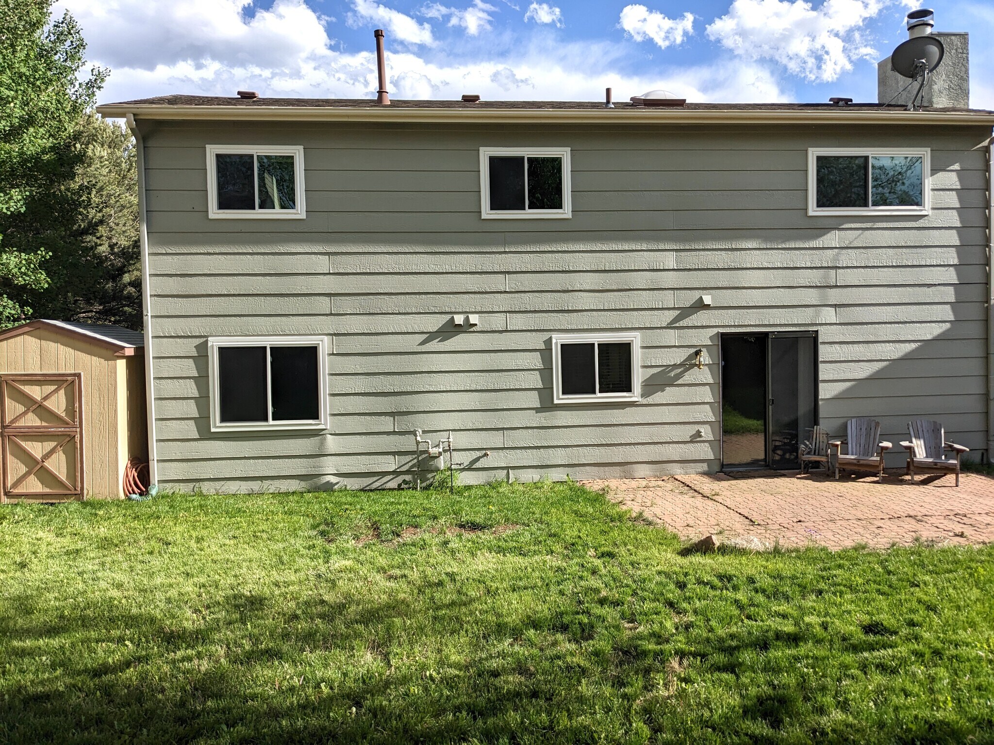 Building Photo - 6220 Pemberton Way