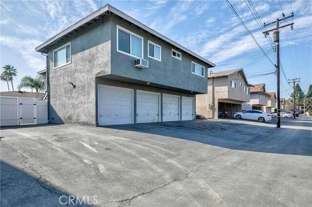 Building Photo - 6071 Lemon Ave