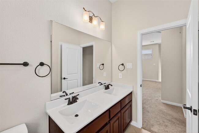 Building Photo - 5629 Grove Cove Dr
