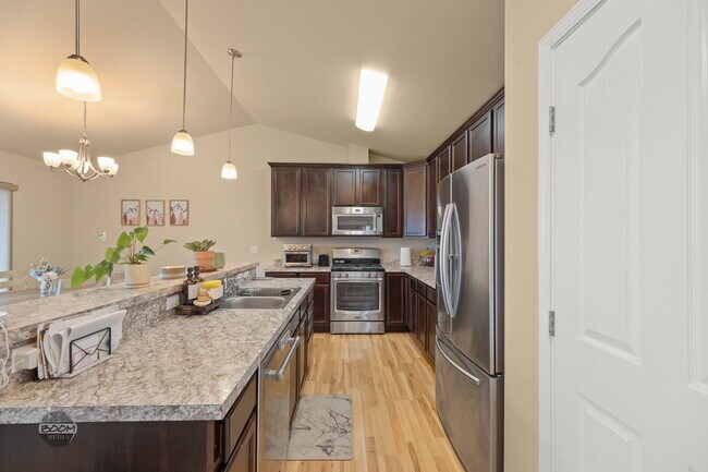 Building Photo - 12203 Vista Ridge Loop