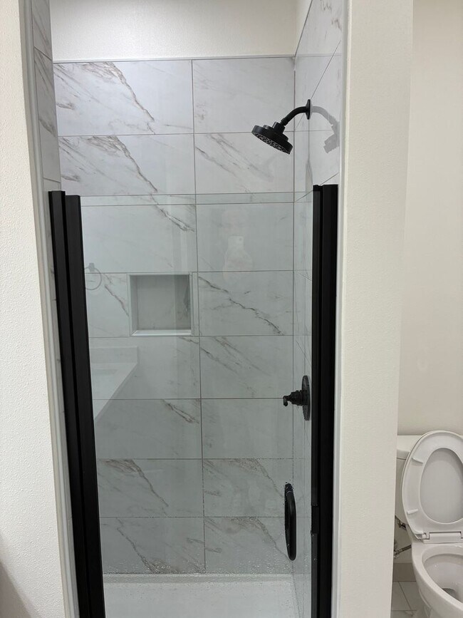 Building Photo - Brand New 2 Bed Home - Springfield MO