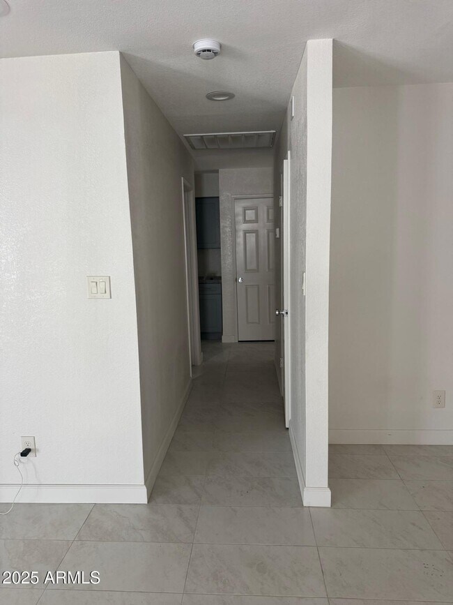 Building Photo - 8837 W Highland Ave