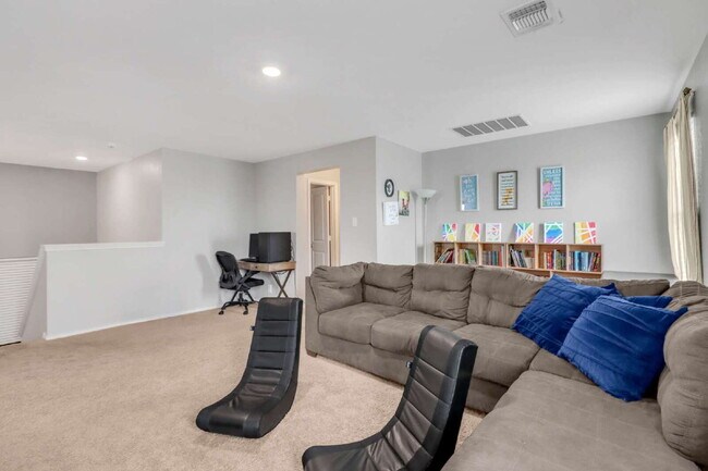 Building Photo - 6463 Legato Curv