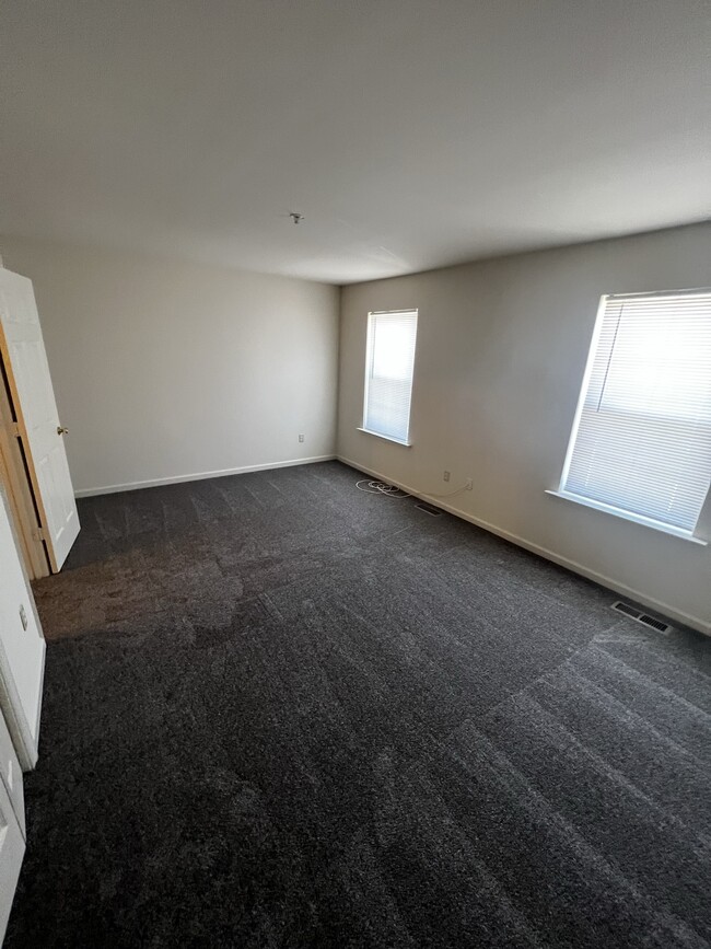 Largest Room on Second Floor - 217 Poplar St