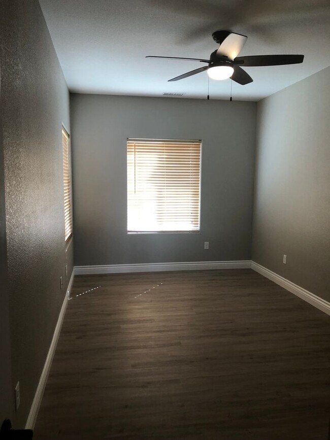 Building Photo - 12484 Mesa Verde Ct