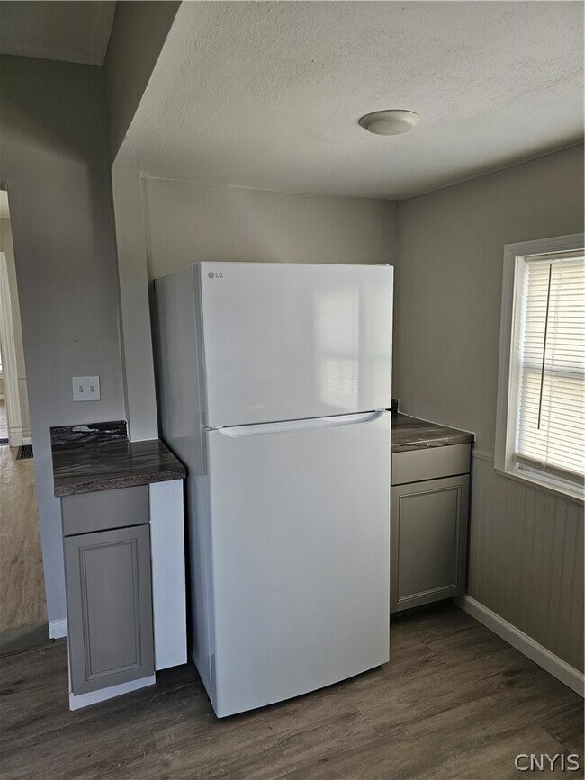 Building Photo - 111 Abell Ave