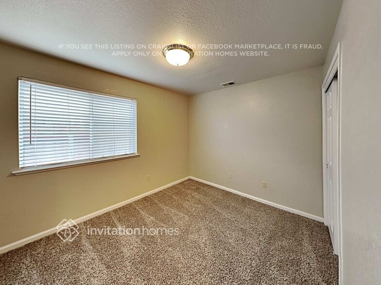 Building Photo - 106 Dolphin Way