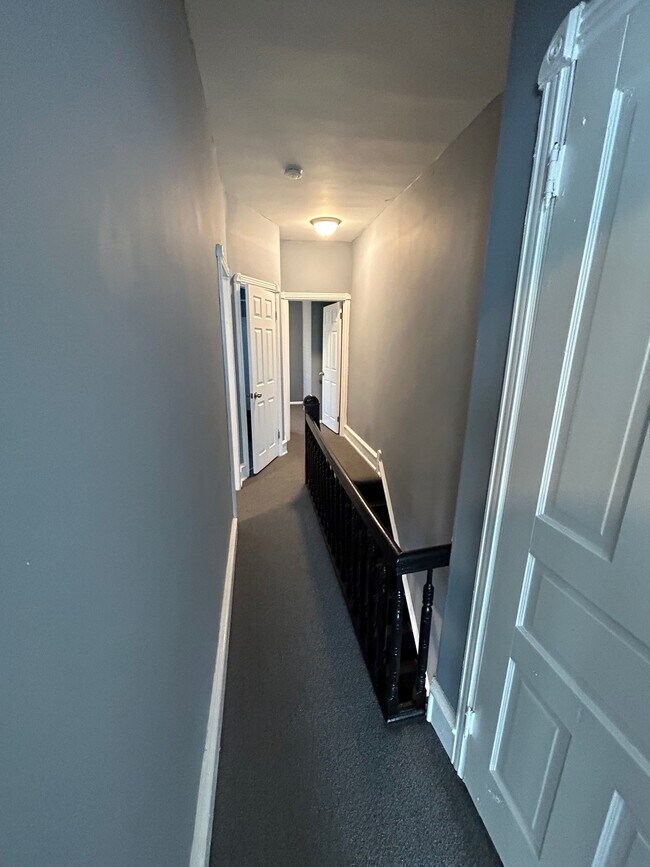 Building Photo - 2519 W Gordon St