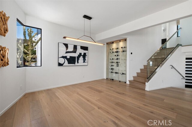 Building Photo - 31868 Circle Dr