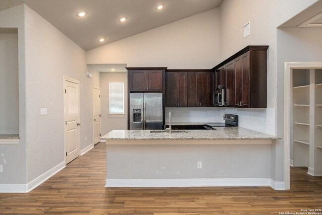 Building Photo - 3067 View Ridge Dr