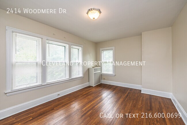 Building Photo - 2414 Woodmere Dr