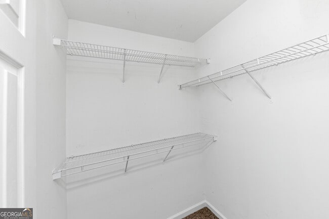 Building Photo - 735 Crestwell Cir