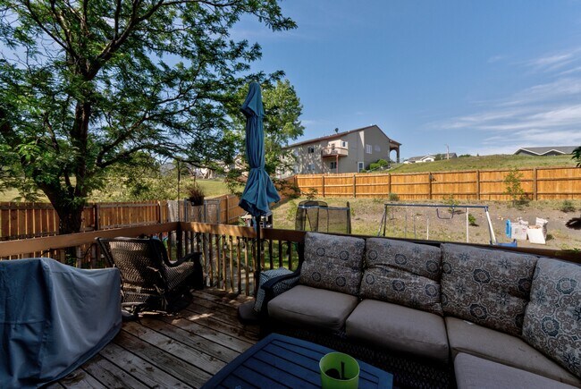 Building Photo - 4025 Wild Flower Dr