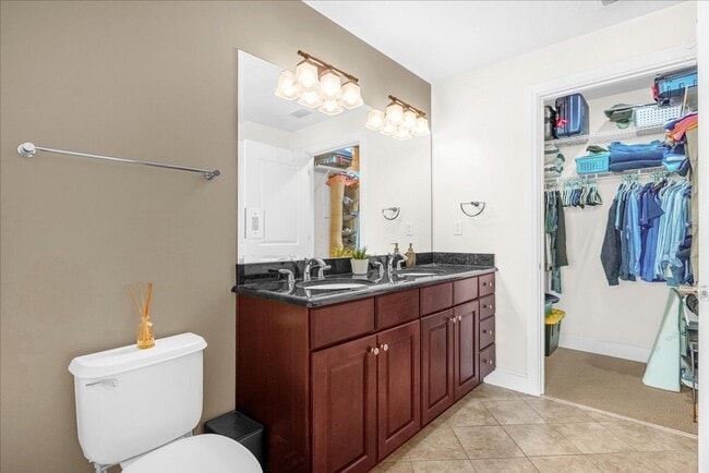 Building Photo - “Live Steps from Lake Eola in Thornton Par...