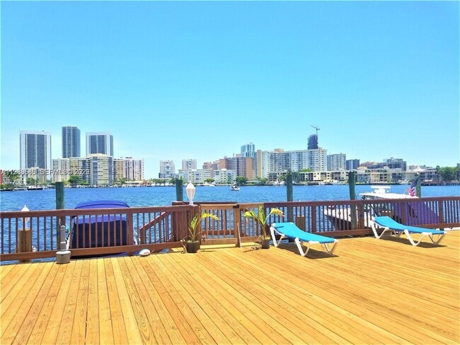 Building Photo - 462 Golden Isles Dr