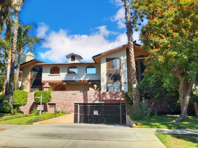Primary Photo - 1517 Rock Glen Ave
