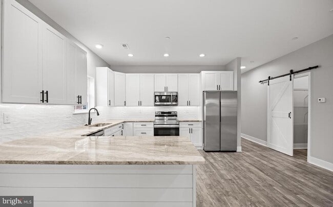 Building Photo - 29345 Greenfield Ave