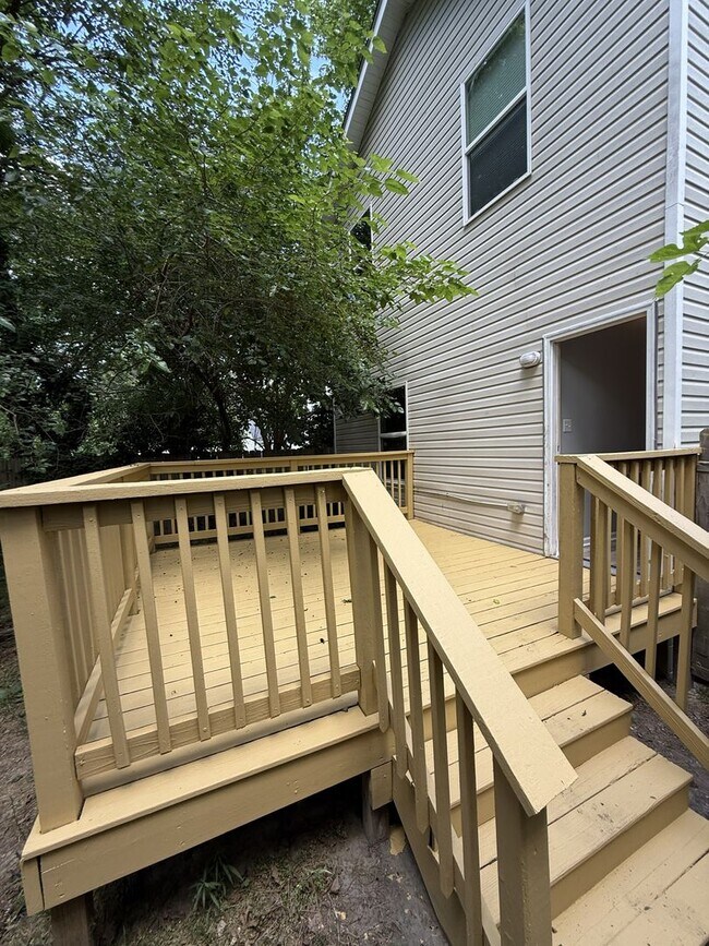 Building Photo - Beautiful 2018-built 4-bedroom 3.5 bath home in sought-after Westhaven!