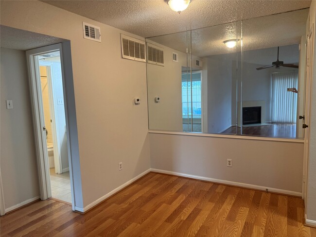 Building Photo - 2120 El Paseo St