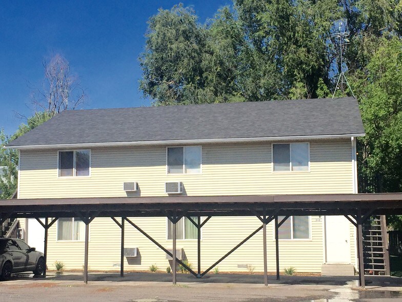 Building Photo - 344 Caswell Ave W