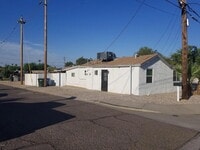 Building Photo - Spacious 1-Bed Home in North Phoenix with Private Backyard
