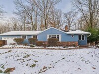 Building Photo - 5743 Brookwood Dr