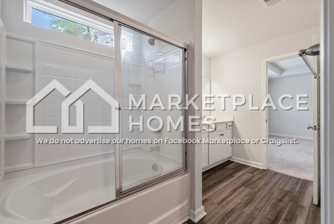 Building Photo - 296 Torslanda Ln