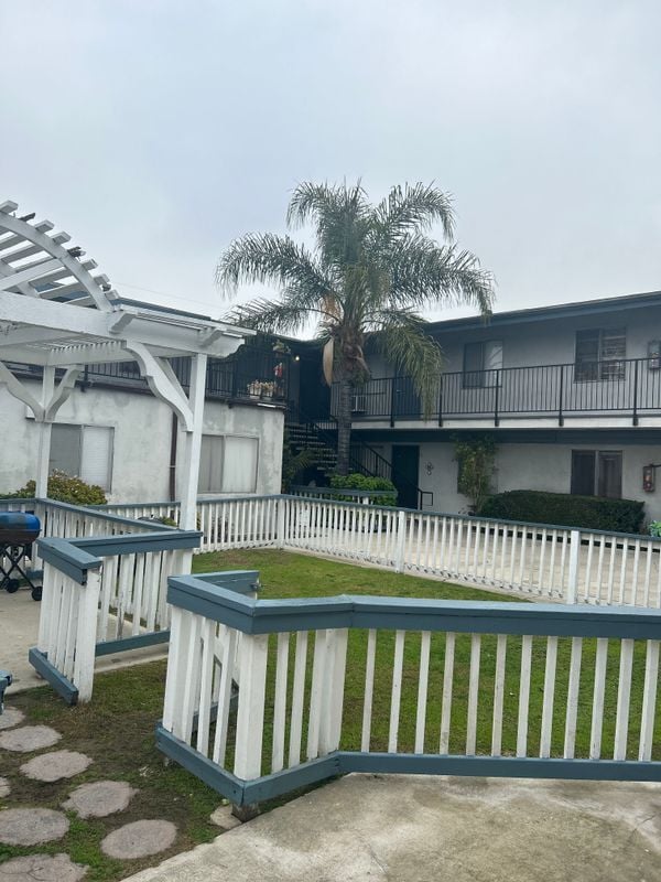 Building Photo - 1210 W Stoneridge Ct