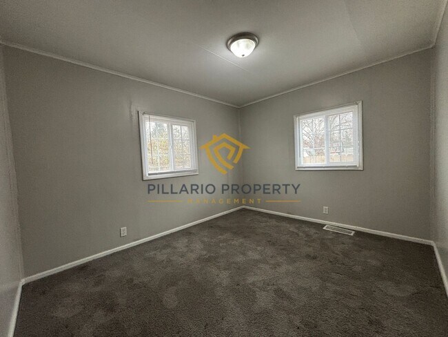 Building Photo - Beautiful Renovated 3 Bedroom 1 Bathroom in Irvington Available NOW!