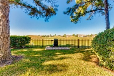 Building Photo - 16434 Red Crest Dr