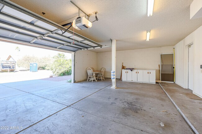 Building Photo - 9067 E Voltaire Dr