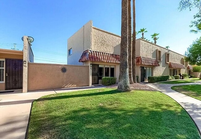 Primary Photo - All Utilities Included! Charming 2-Bedroom...